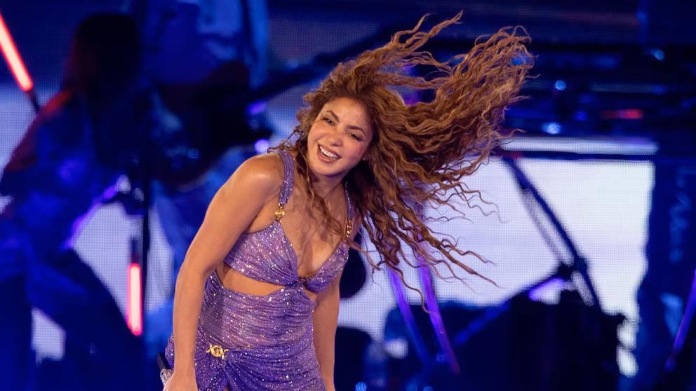 Danna Paola brilla junto a Shakira en el regreso de la colombiana a CDMX