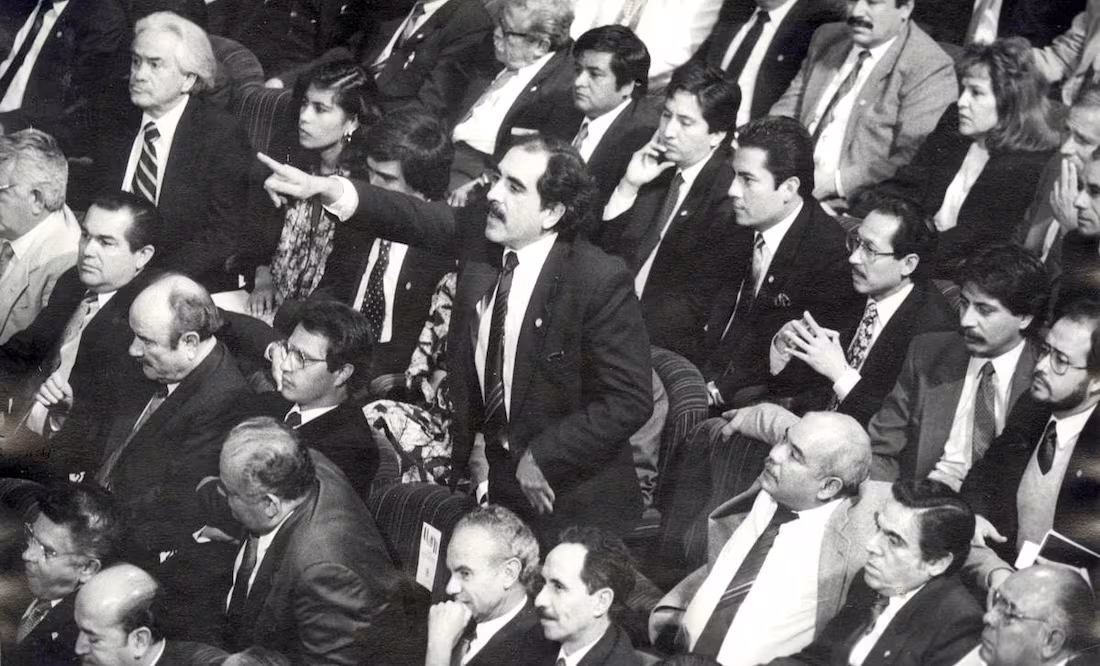 Pablo Gómez, de los primeros 100 «pluris» del Congreso, ahora, va contra ellos con reforma electoral; son un «monopolio», acusa