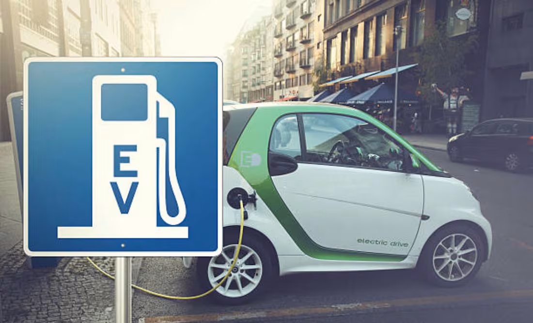 Ventas de autos eléctricos se estancan en EU con Trump; crecen hasta 40% en el resto del mundo