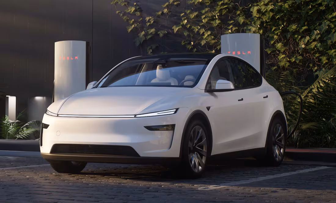 Santander ha financiado la compra de 2 mil 700 autos Tesla en México en cinco años