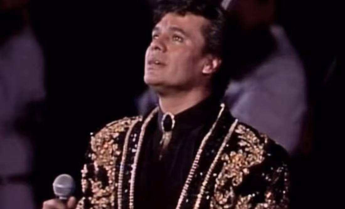 Concierto de Juan Gabriel en Bellas Artes se proyectará en el Zócalo, entérate de los detalles