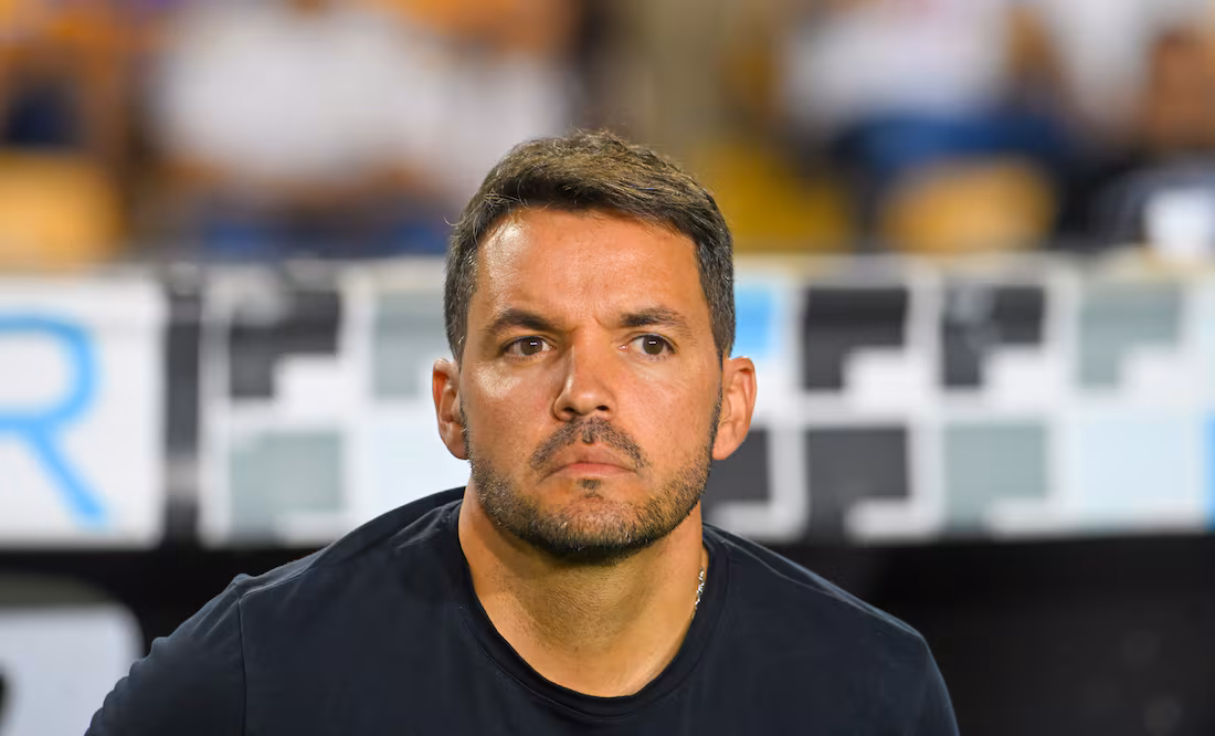 Cruz Azul: Nicolás Larcamón ve el Clásico Joven contra América como “el más importante de la Liga”